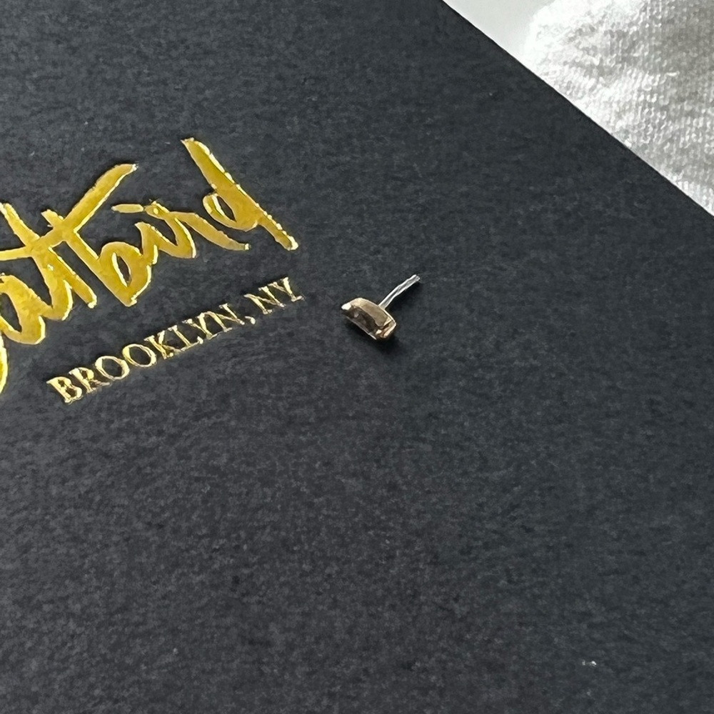 Yellow gold diamond threadless end